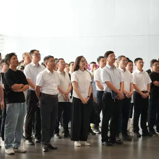 SAIC-GM-WULING et Dongfeng Liuzhou Motor Exchange Exchange Meeting